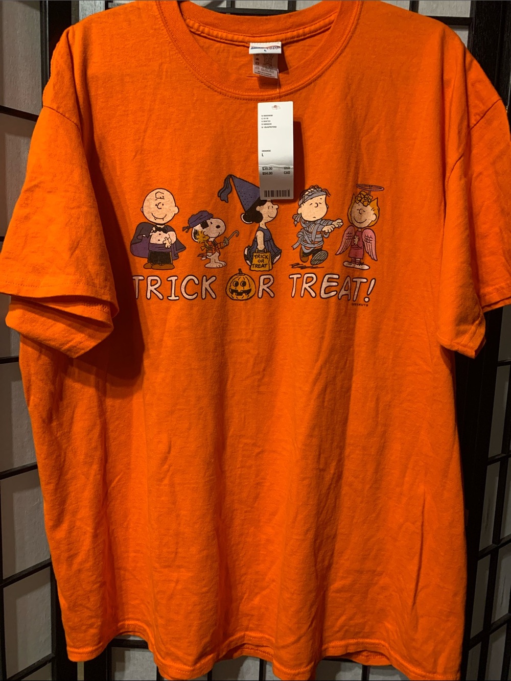 NWT Peanuts Halloween Graphic Tee - Orange Size L